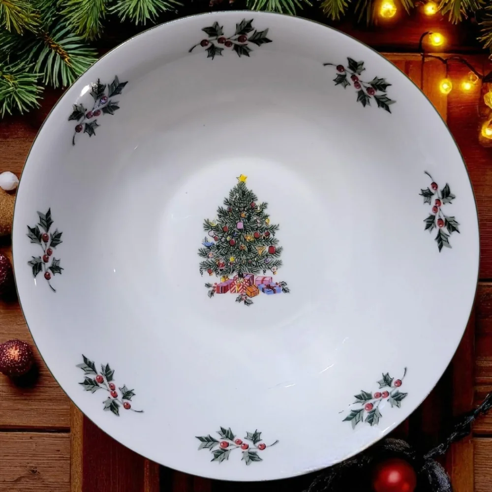 Vtg Salad Soup Bowl Noel Morning By Gibson Christmas Tree Presents Holly Berries